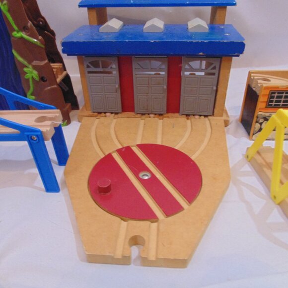 Have one to sell? Sell now Thomas & Friends Wooden Rail and Brio Train Tracks w - Picture 3 of 16